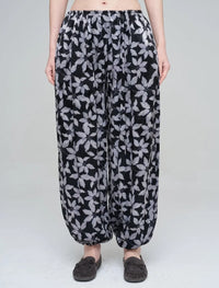 Leaf Patterned Elasticated Hem Viscose Women's Trousers - Black