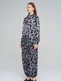 Leaf Patterned, Elasticated Waist, Draped Women's Shirt - Black