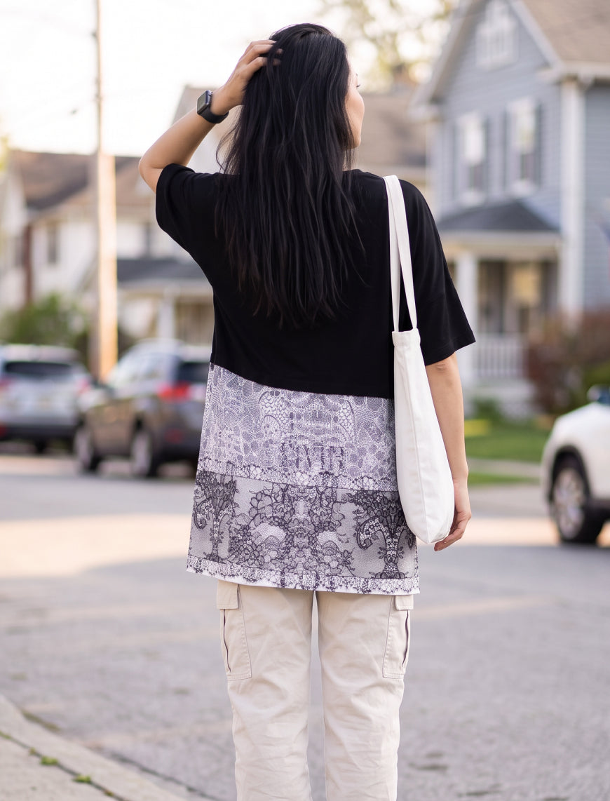 Round Neck T-Shirt - Black & Skin