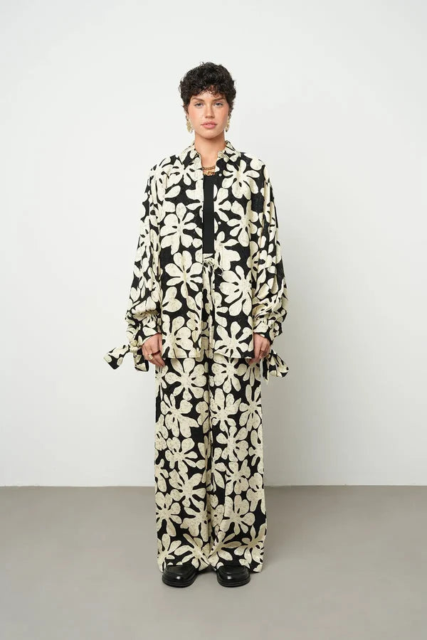 Floral Oversize Satin Shirt - Skin & Black
