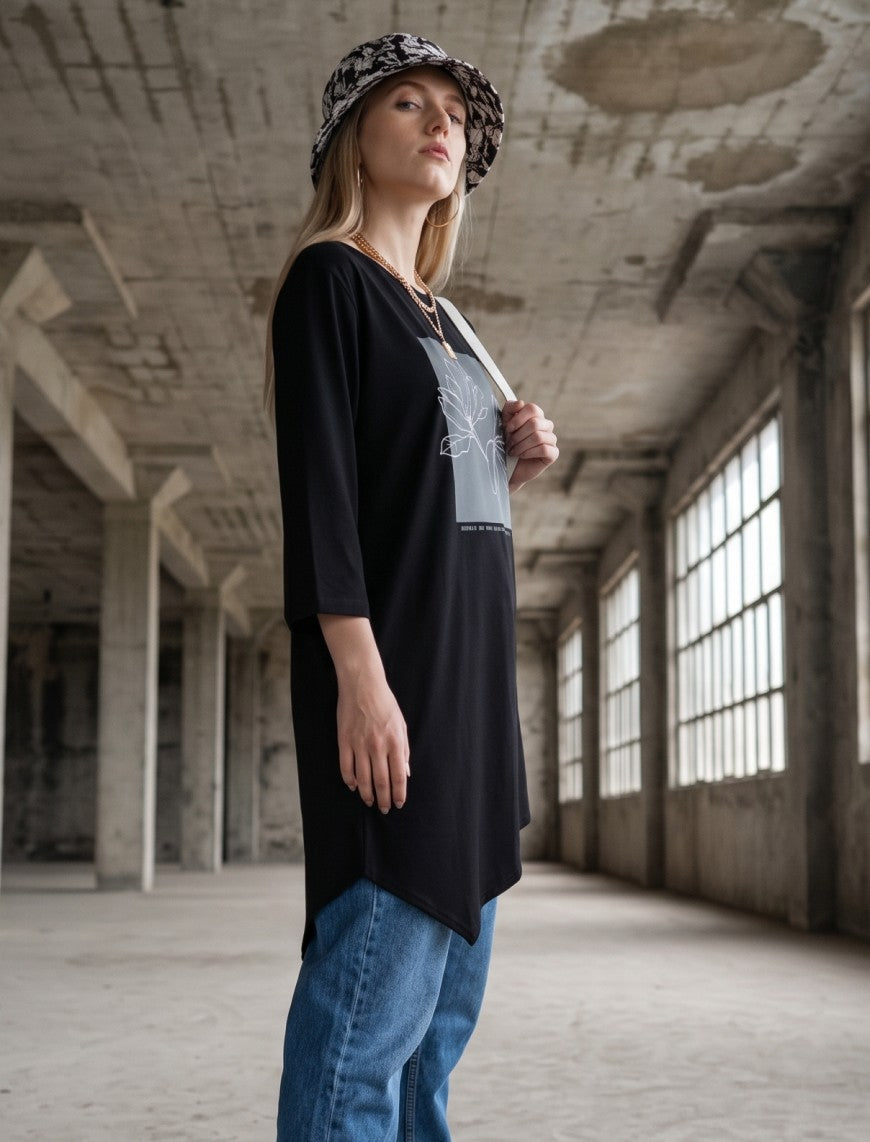 Round Neck T-Shirt - Black