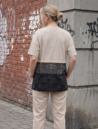 Round Neck T-Shirt - Skin & Black